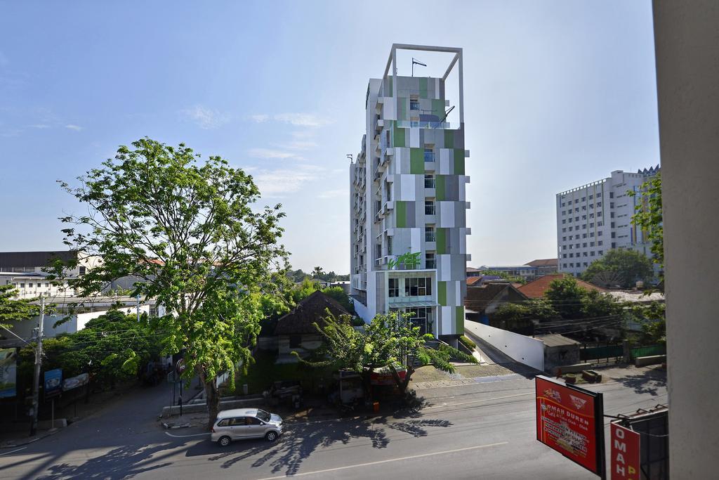 Whiz Hotel Pemuda Σεμαράνγκ Εξωτερικό φωτογραφία
